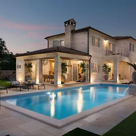 Elena Exclusive With Pool Villa Kanfanar
