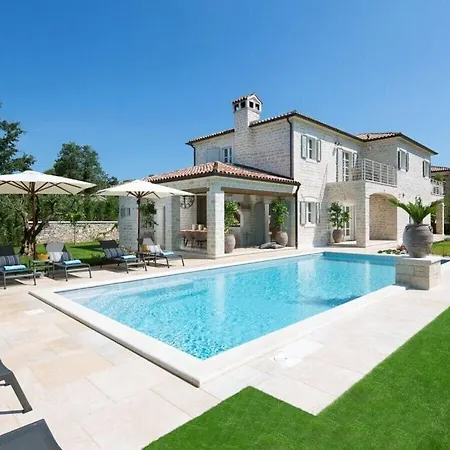 Elena Exclusive With Pool Villa Kanfanar