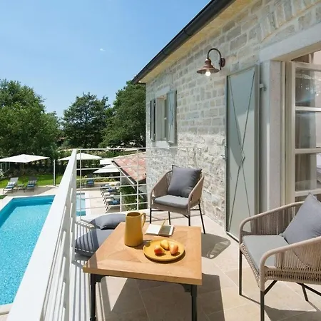 Elena Exclusive With Pool Villa Kanfanar